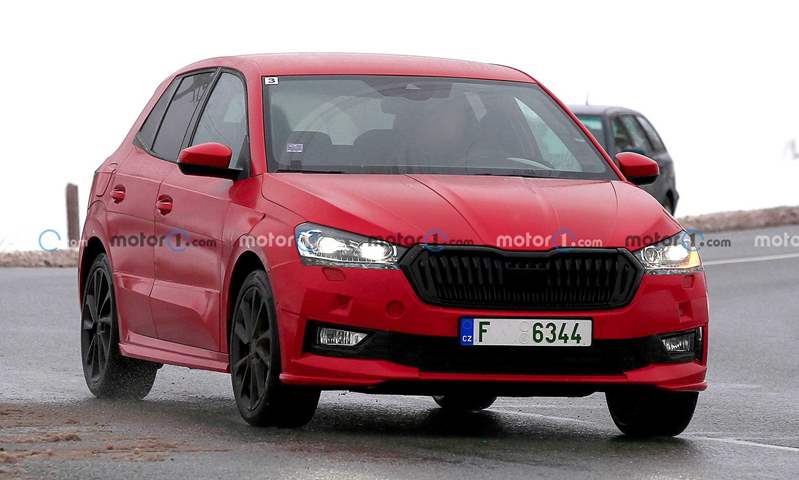 سكودا فابيا الجديدة 2021 تظهر في لقطات تجسسية
