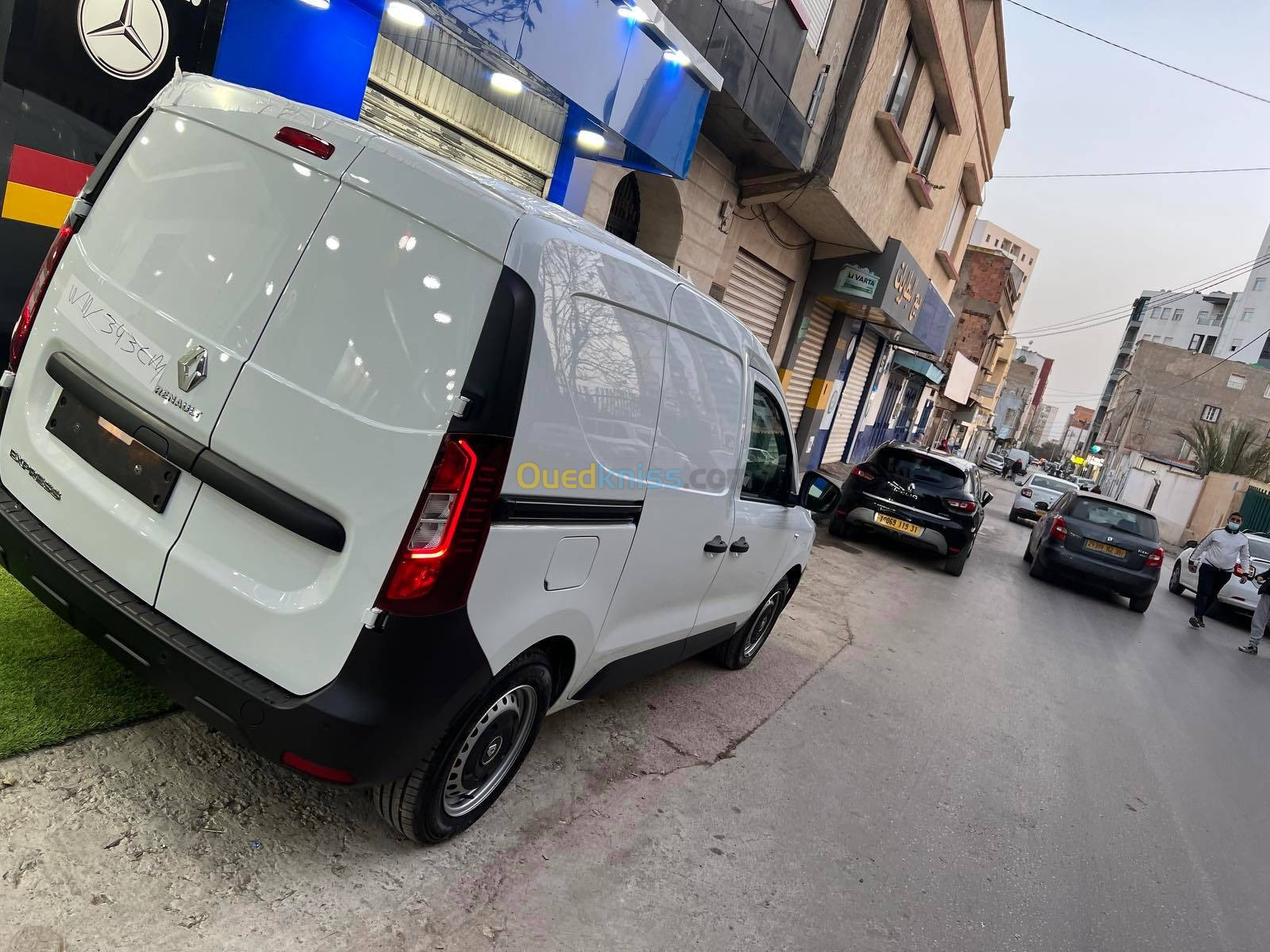 دخول أول رونو إكسبرس 2022 في الجزائر بهذا السعر دخول أول رونو إكسبرس 2022 في الجزائر بهذا السعر