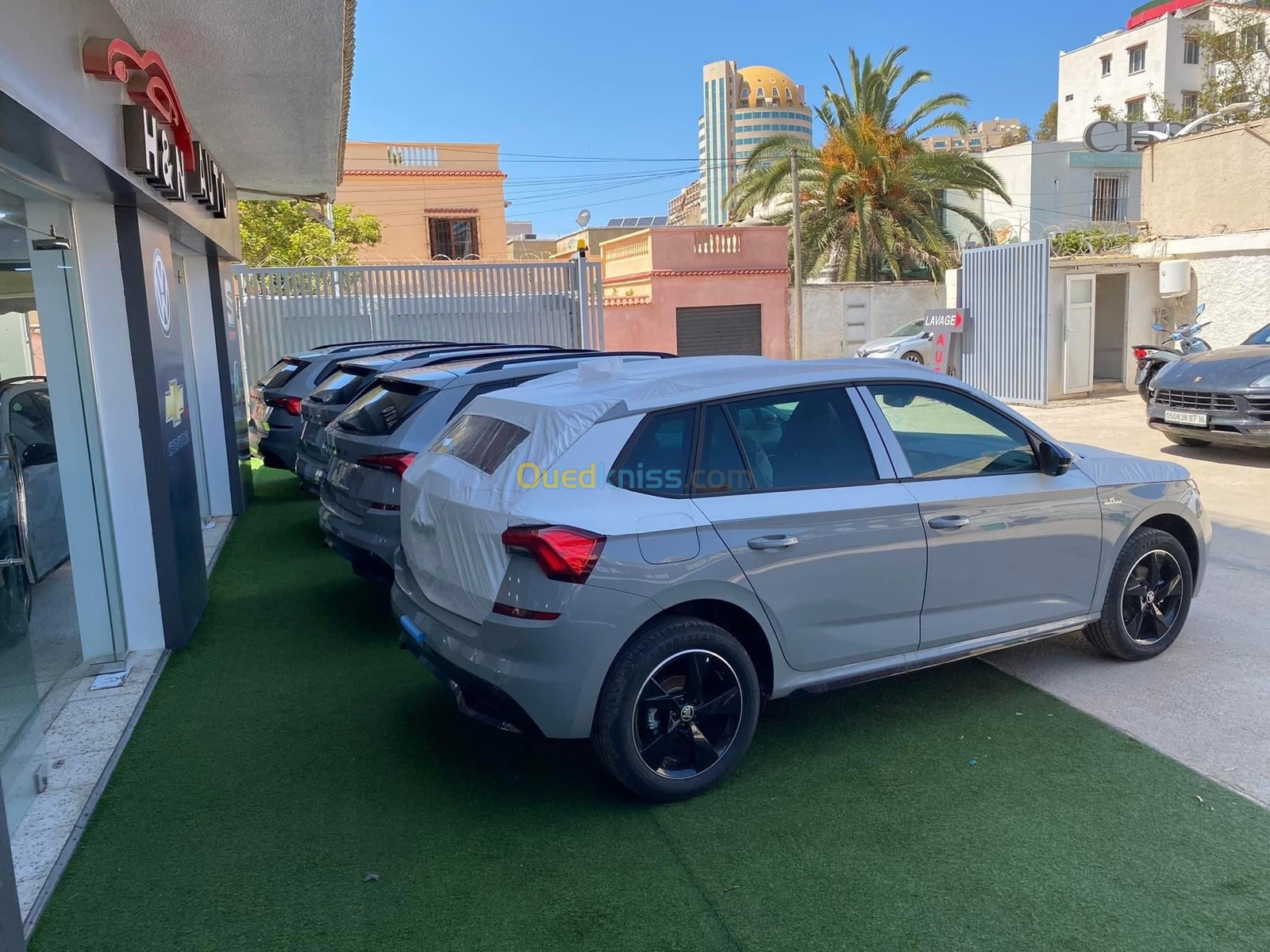 وكيل يعرض تسويق مجموعة من سكوكا كاروك 2022