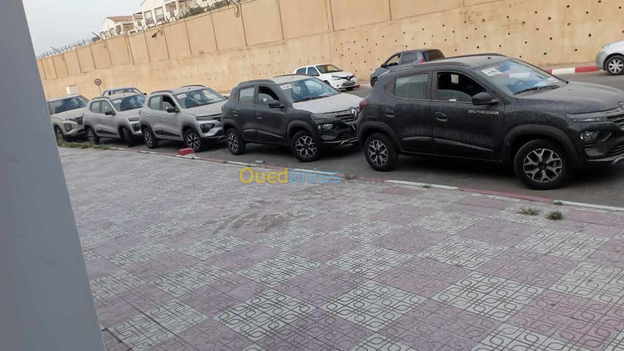 وصول شحنة جديدة من سيارات رونو كويد للجزائر وهذه الأسعار