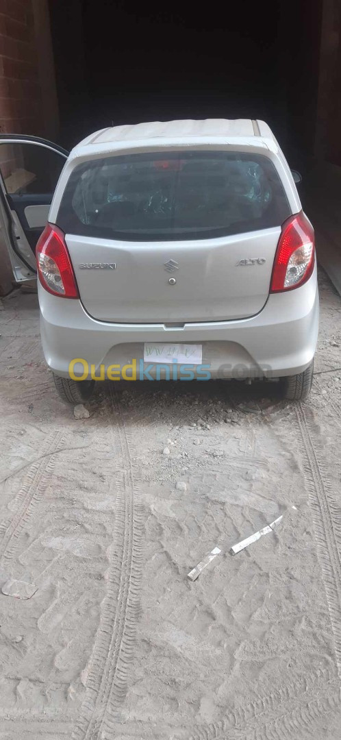 دخول شحنة من سيارات سوزوكي ألتو 800 بهذه الأسعار