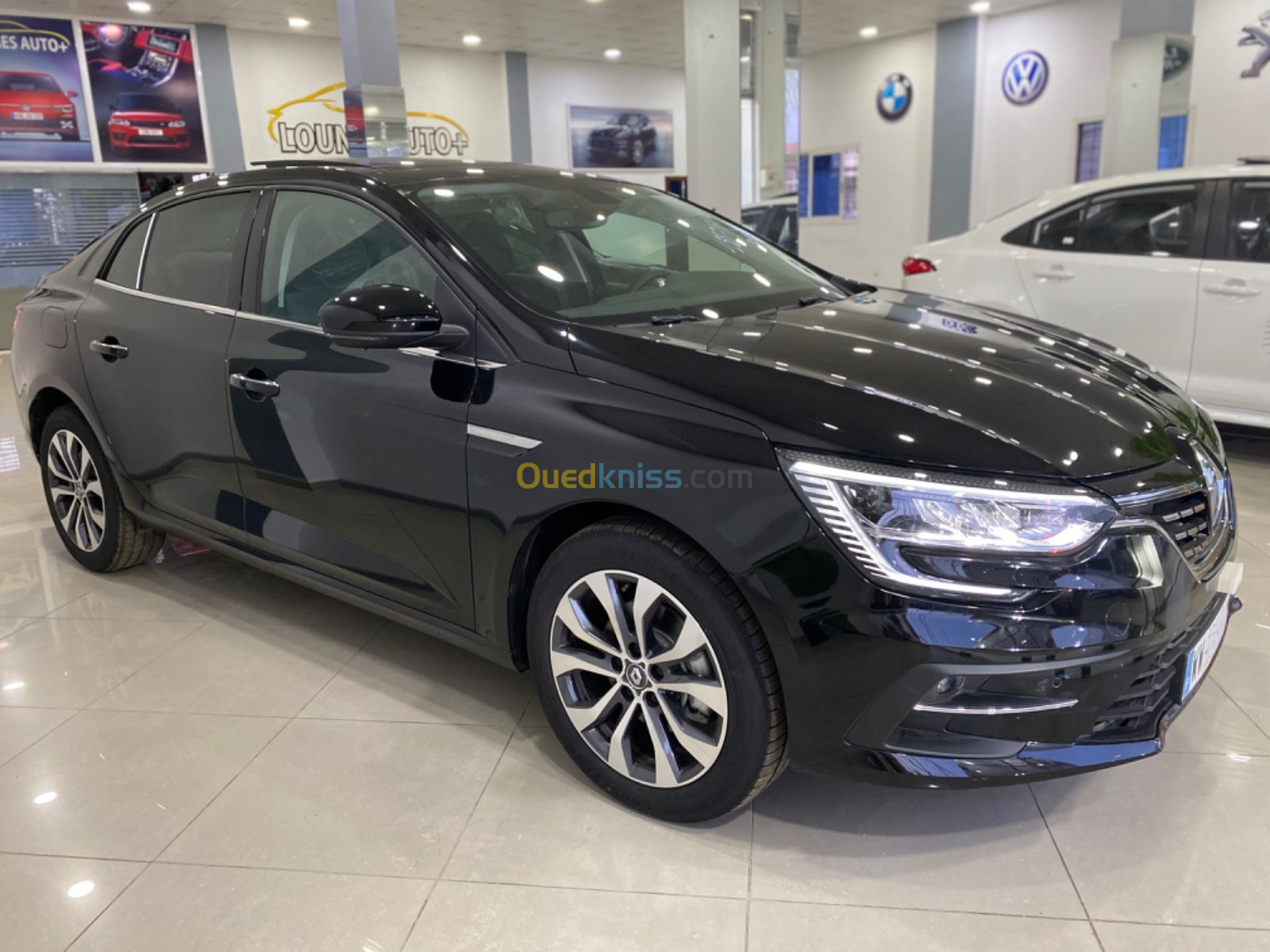 رينو MEGANE بمحرك بقوة 140 حصان بسعر 530 مليونا