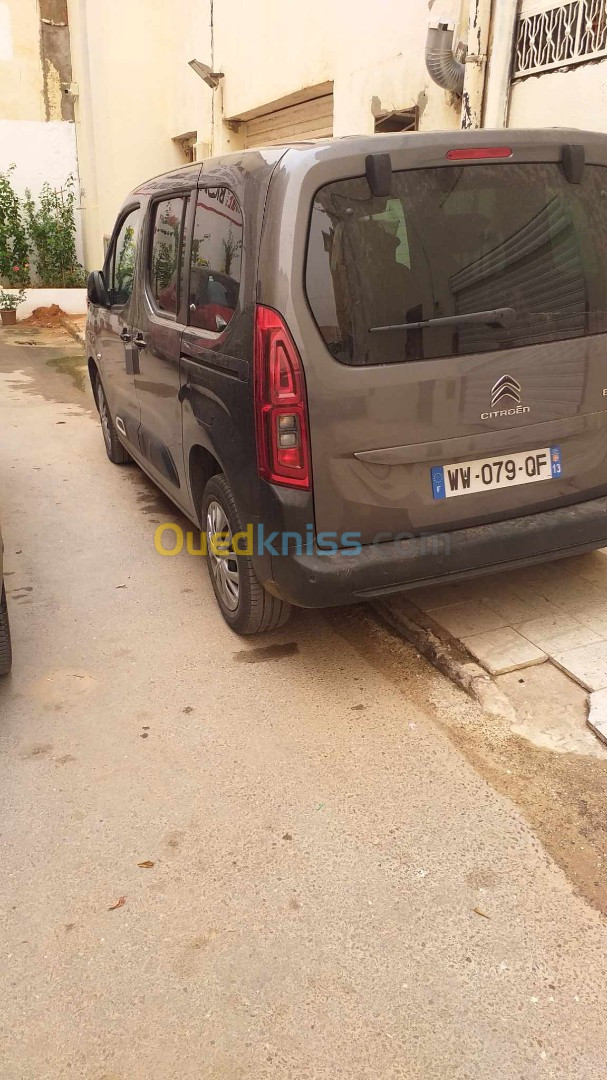 أسعار ومواصفات سيتروين برلينغو 2023 بالجزائر