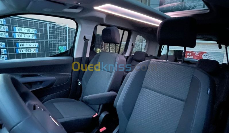 أسعار فيات دوبلو السياحي بخمسة ركاب بالجزائر