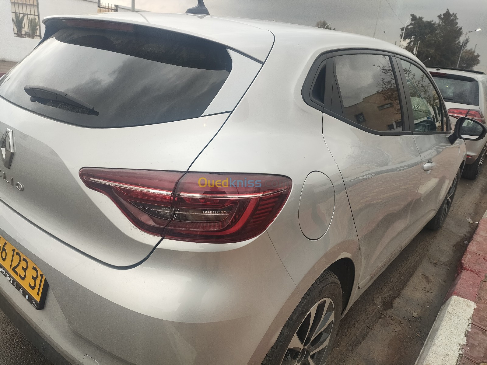 تراجع بـ 50 مليونا على أسعار كليو 5 في الجزائر