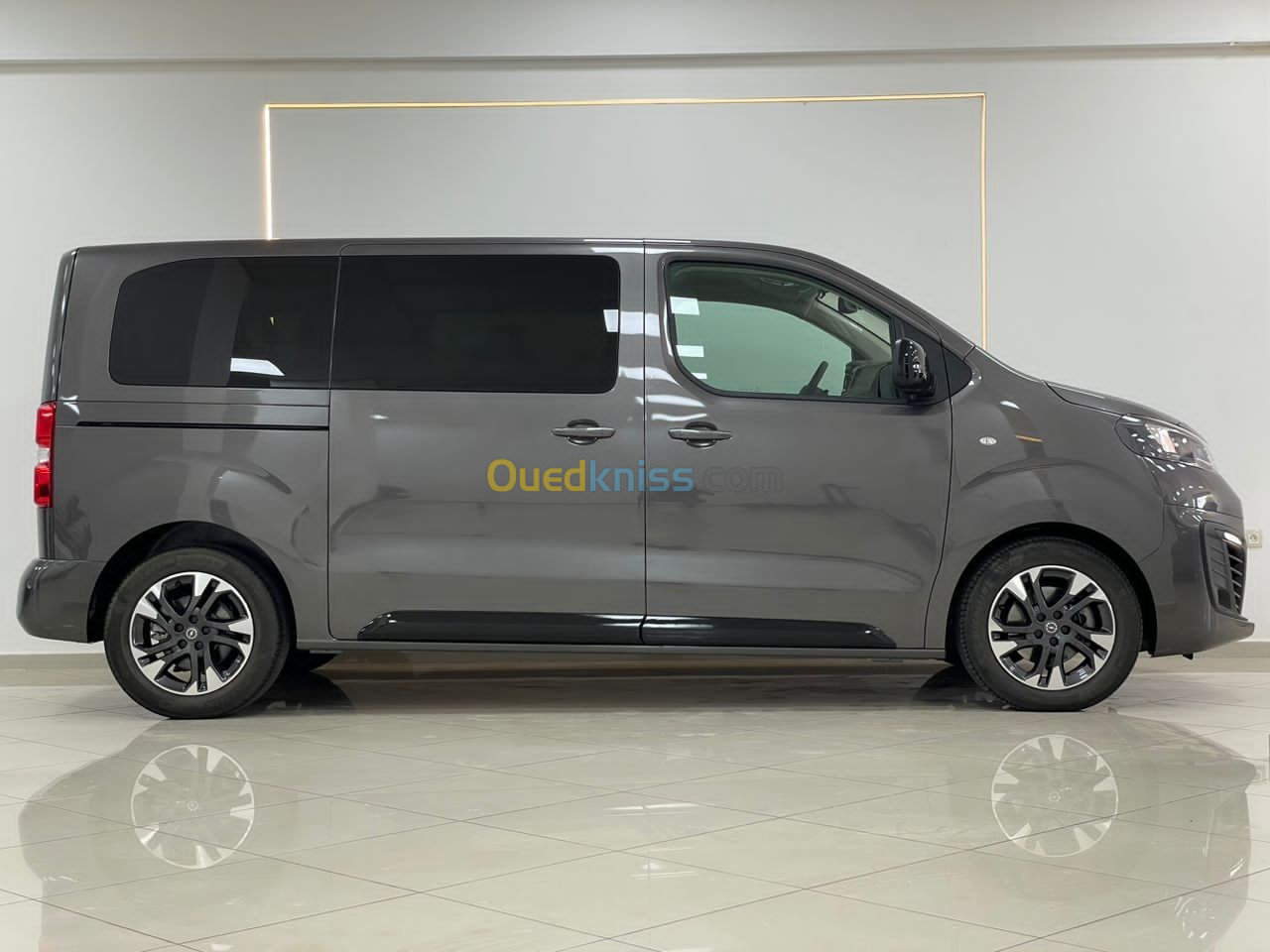 أسعار أوبل ZAFIRA بمحرك Hdi بقوة 180 حصان بالجزائر