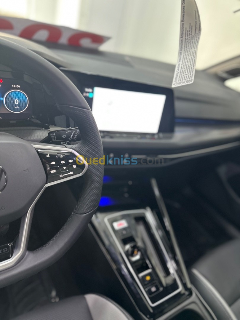 أسعار فولكس فاغن غولف 8 GTD موديل 2024 بالجزائر