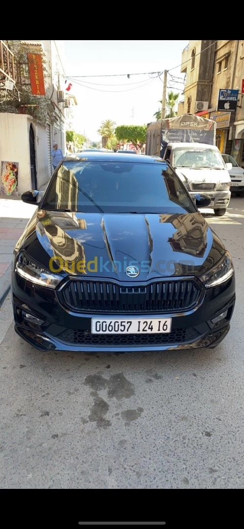 أسعار ومواصفات سكودا فابيا مونتي كارلو 2024