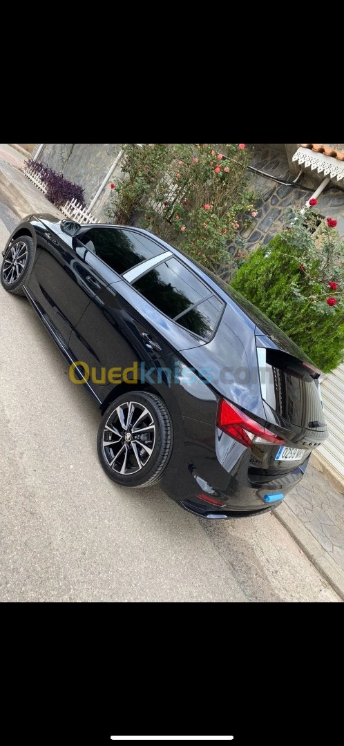 أسعار ومواصفات سكودا فابيا مونتي كارلو 2024