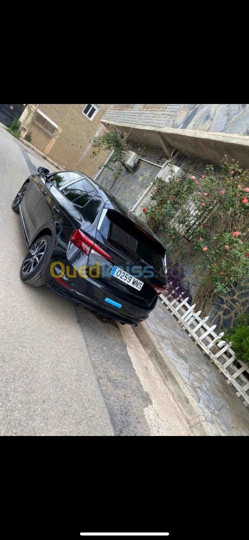 أسعار ومواصفات سكودا فابيا مونتي كارلو 2024