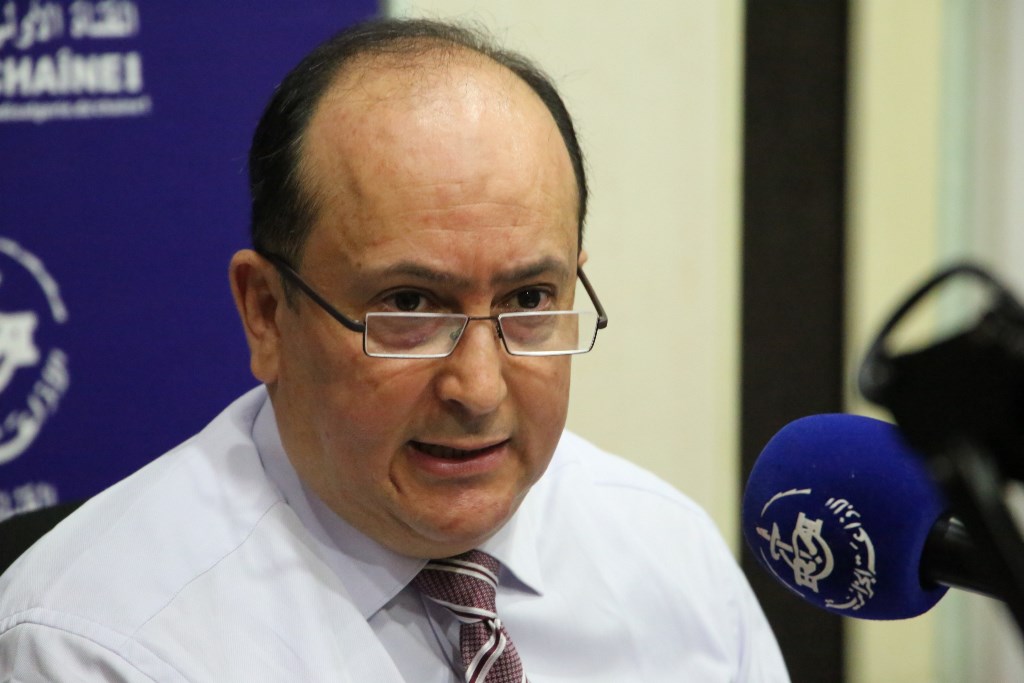 أول تصريح للوزير الأول بالنيابة حول ملف السيارات أول تصريح للوزير الأول بالنيابة حول ملف السيارات