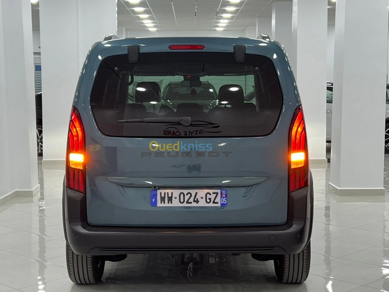 سعر بيجو ريفتر 2025 أقوى منافس لـ فيات بانوراما بالجزائر