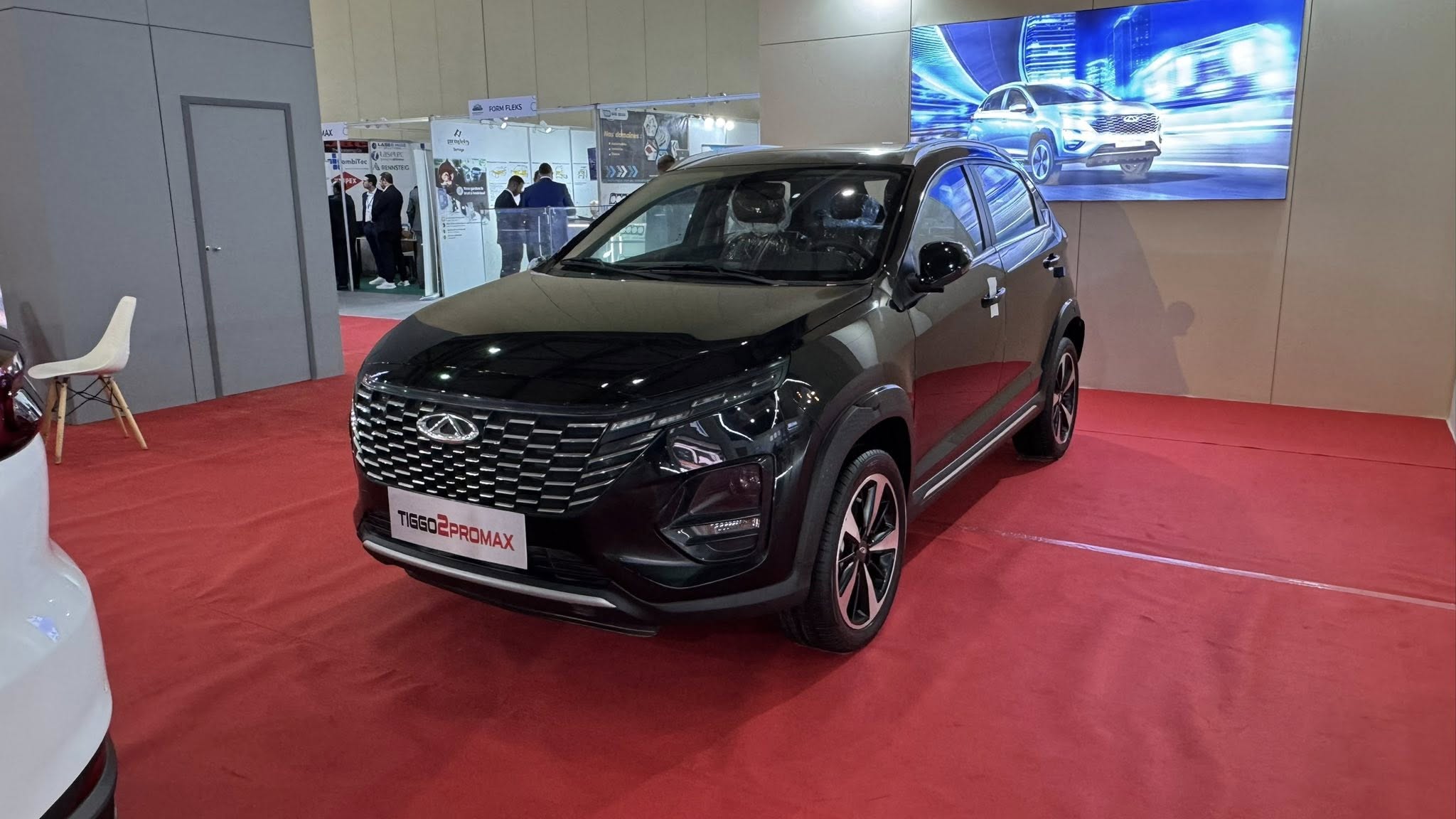 شيري الجزائر تعرض أحدث سياراتها للجمهور