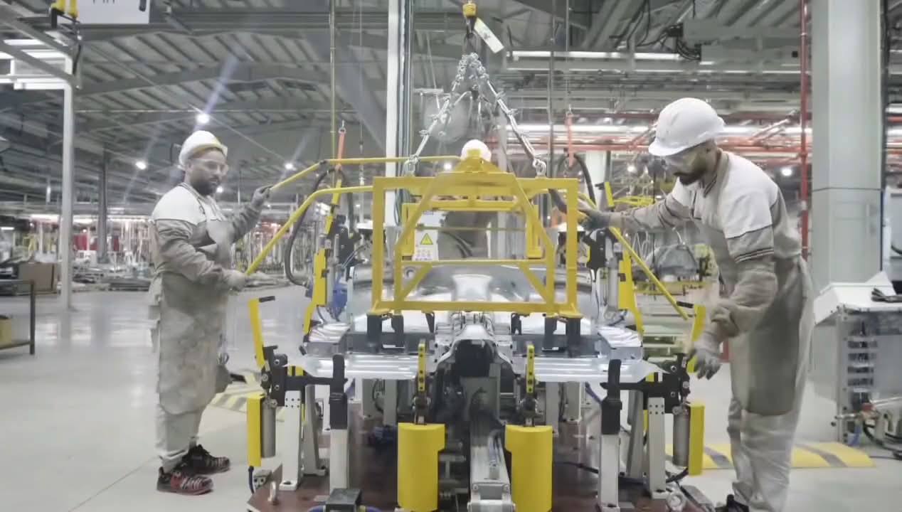 آخر مستجدات انتاج وتوسيق فيات غراندي باندا