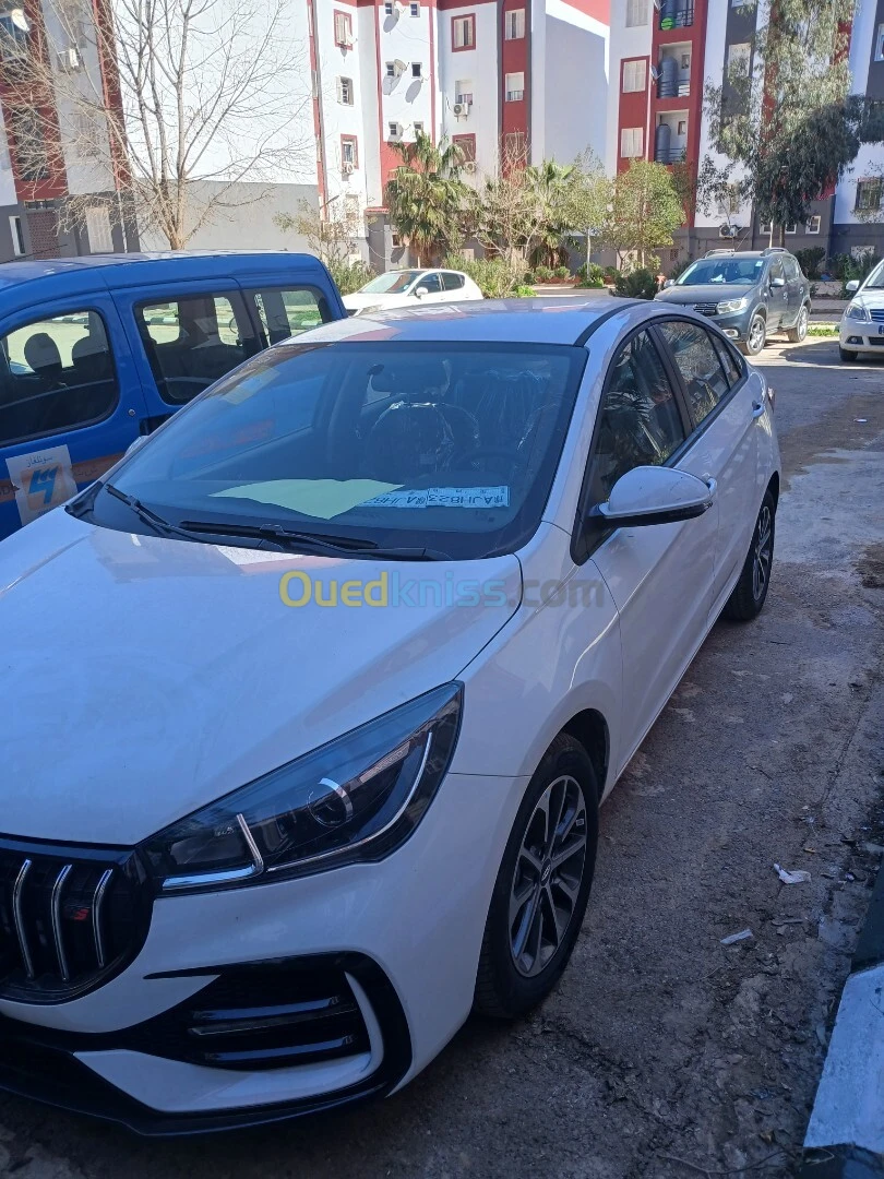 تسليم فوري لشيري أريزو 5 طراز 2026 بهذا السعر