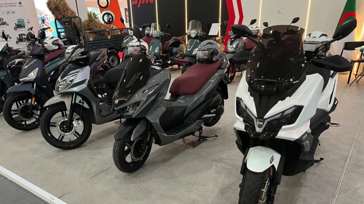 افتتاح الصالون الوطني لمعدات السيارات والدراجات النارية
